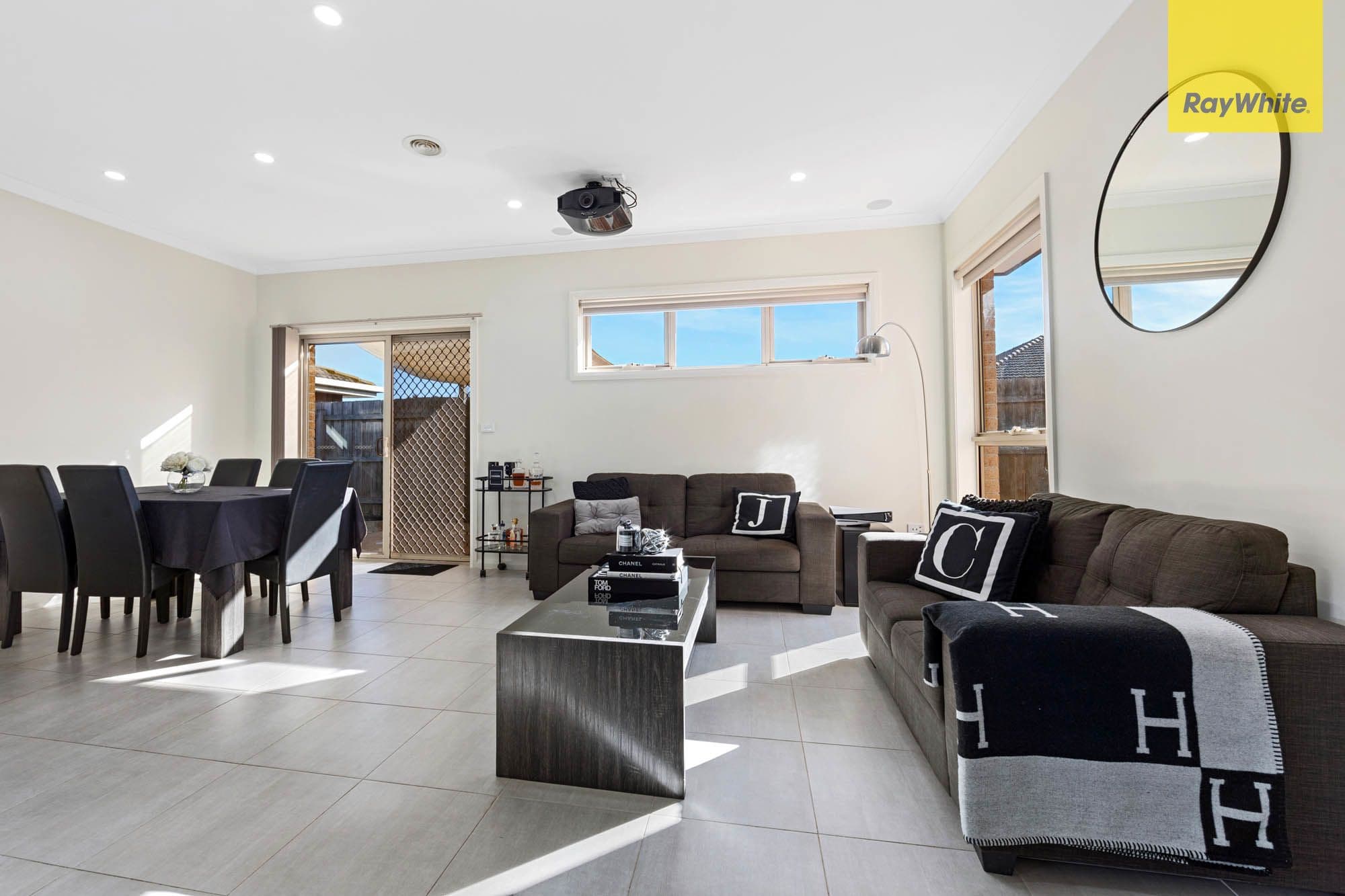 33 Adams Street, St Albans VIC 3021, St Albans - Thumbnail 2