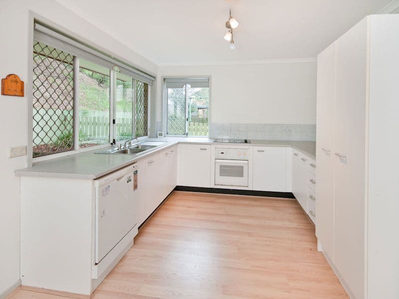 2 Beaumont Court, FERNY HILLS QLD 4055, Ferny Hills - Thumbnail 5