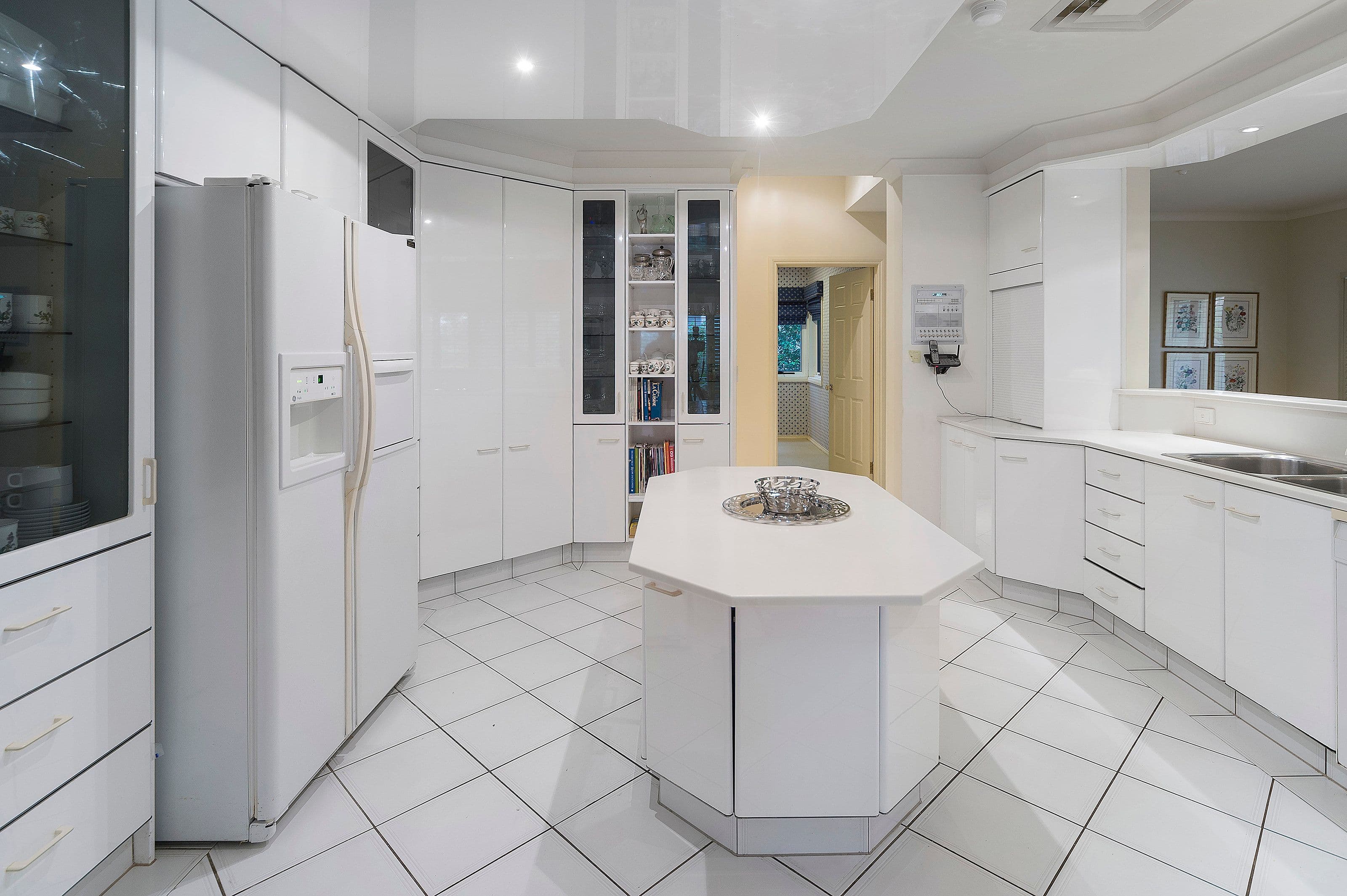 5716 Observation Crescent, Sanctuary Cove QLD 4212, Sanctuary Cove - Thumbnail 6