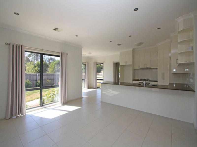 113 Ellendon Street, Bungendore - Thumbnail 2