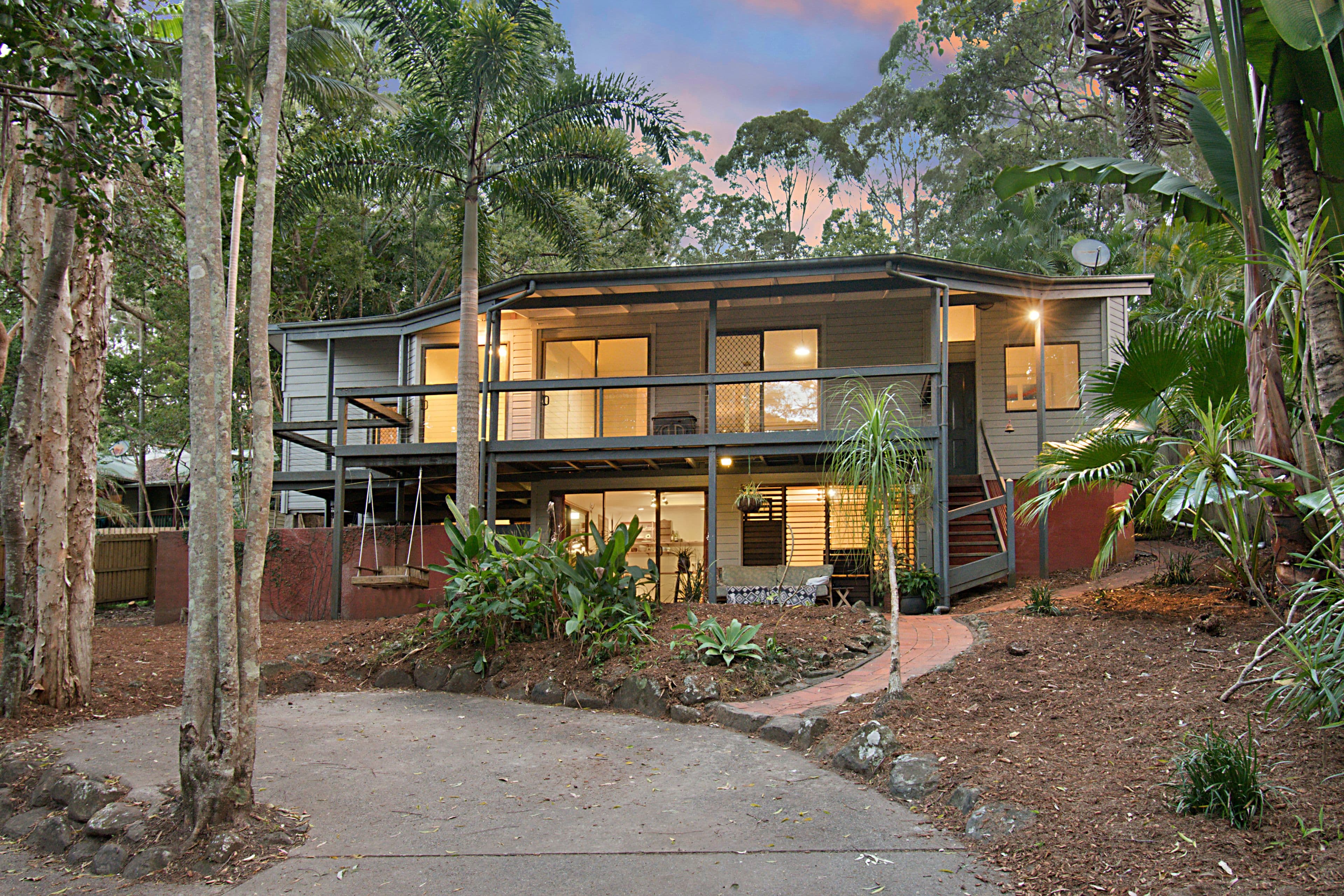 17 Cemetery Road, Byron Bay - Image 1