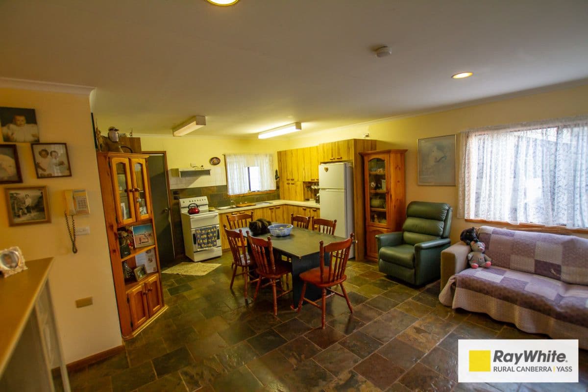 24 Nirta Drive, Murrumbateman - Thumbnail 3
