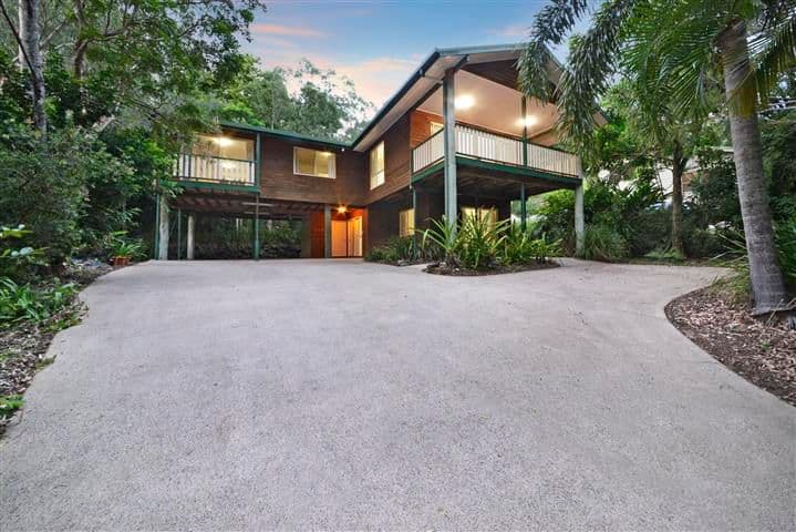 32 Grace Avenue, Cannonvale QLD 4802, Cannonvale - Image 1