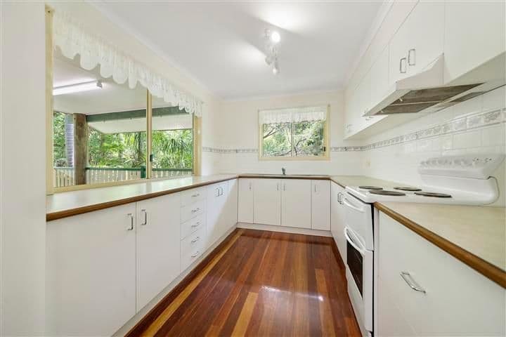 32 Grace Avenue, Cannonvale QLD 4802, Cannonvale - Thumbnail 3