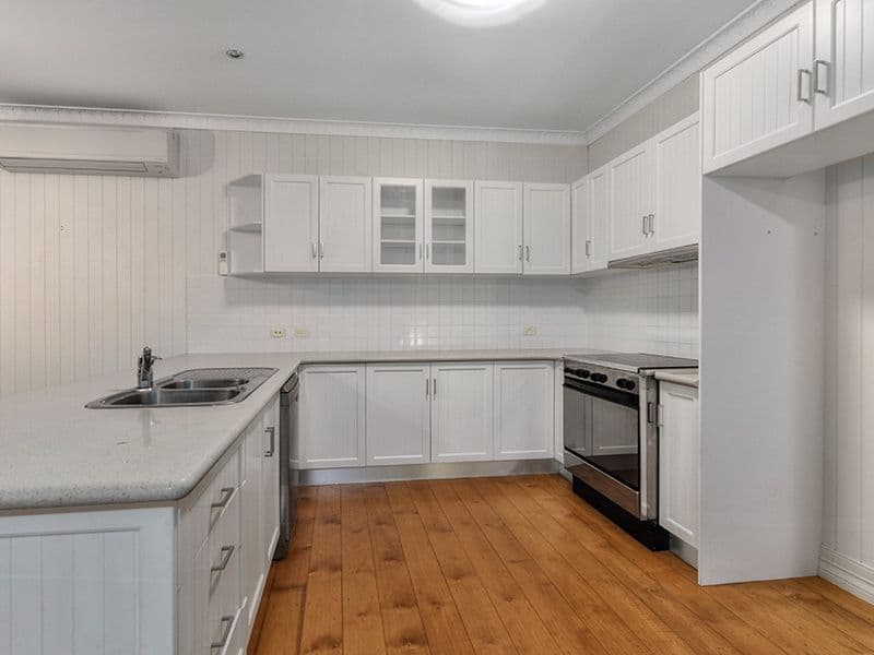 12 Harris Street, Hawthorne QLD 4171, Hawthorne - Thumbnail 3