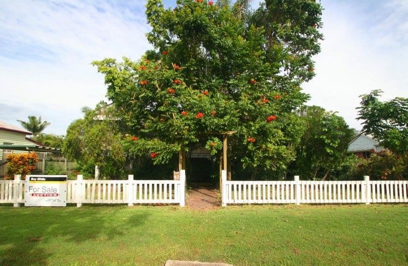 82 Woondooma Street, BUNDABERG WEST QLD 4670, Bundaberg West - Thumbnail 8