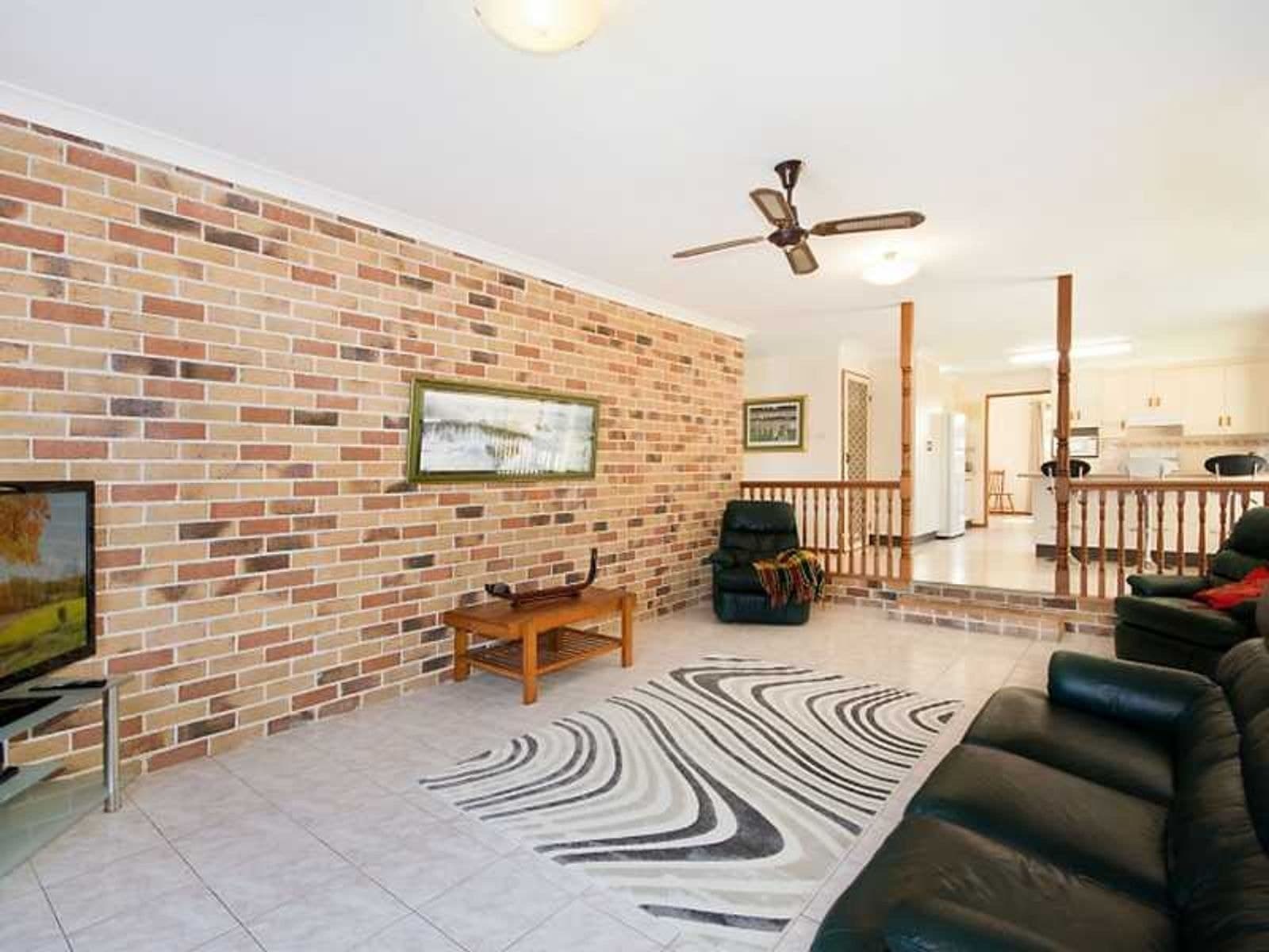 8 Sunset Place, Casino - Thumbnail 5