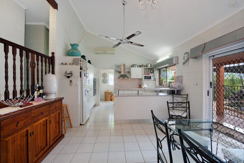 94 Anderson Road, WOREE QLD 4868, Woree - Thumbnail 8