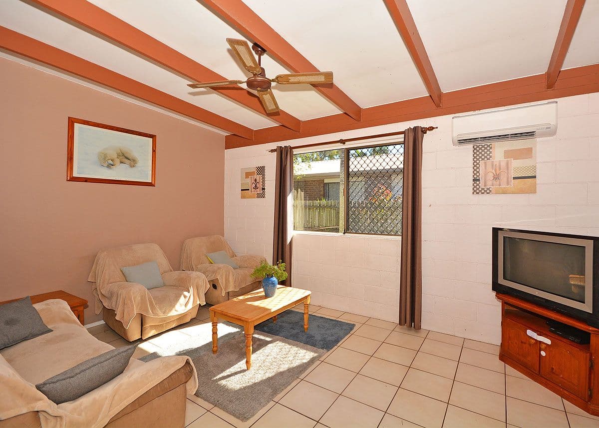 33 Honiton Street, Torquay QLD 4655, Torquay - Thumbnail 5