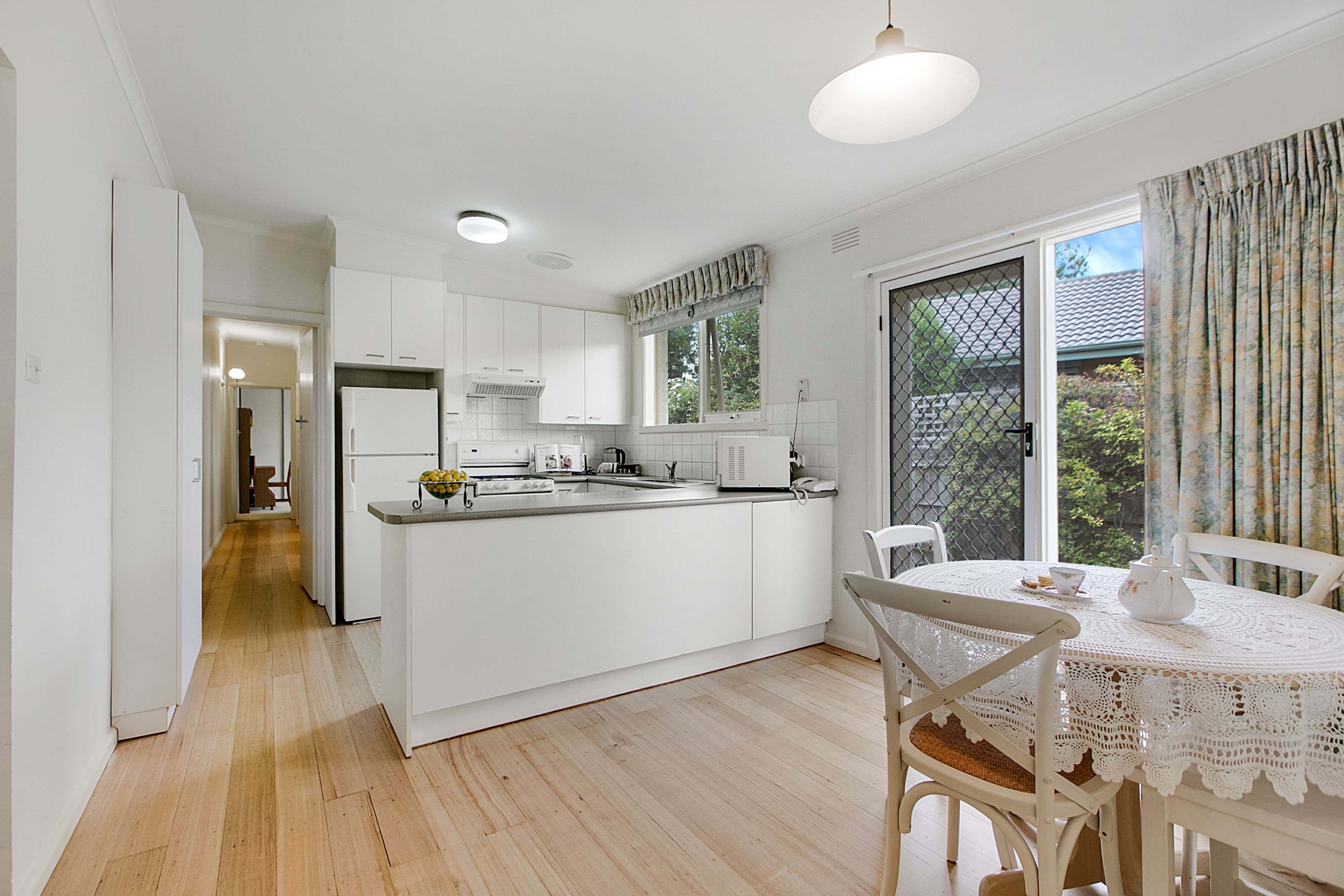 21 Helvetia Court, Frankston VIC 3199, Frankston - Thumbnail 3