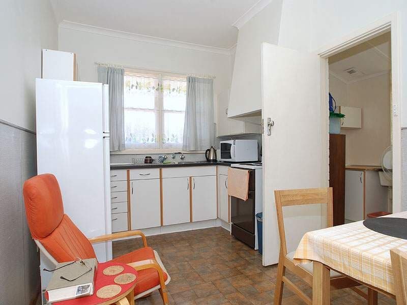 70 Hardy Road, Ashfield WA 6054, Ashfield - Thumbnail 3