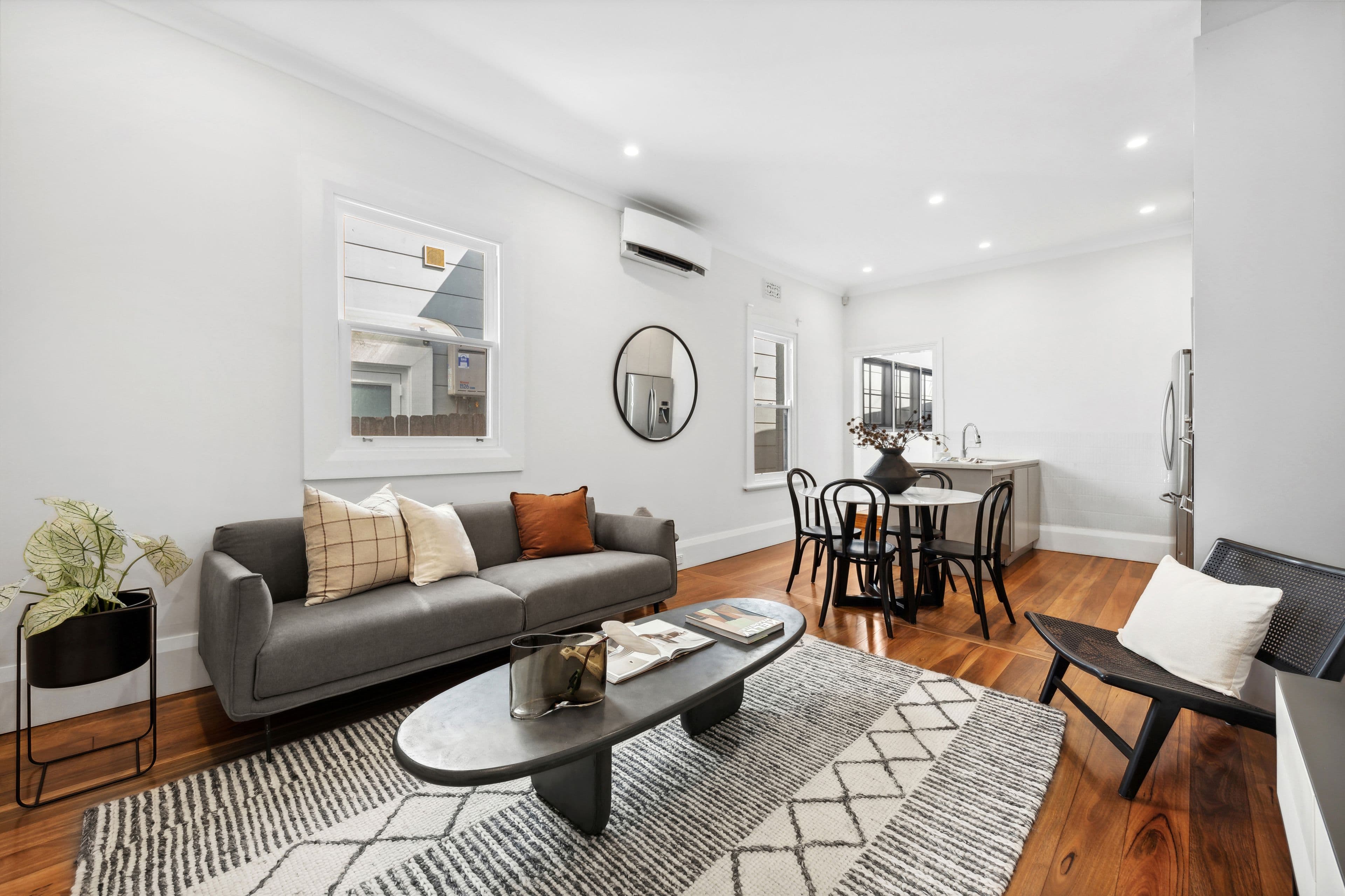 162 Wilson Street, Newtown NSW 2042, Newtown - Thumbnail 2