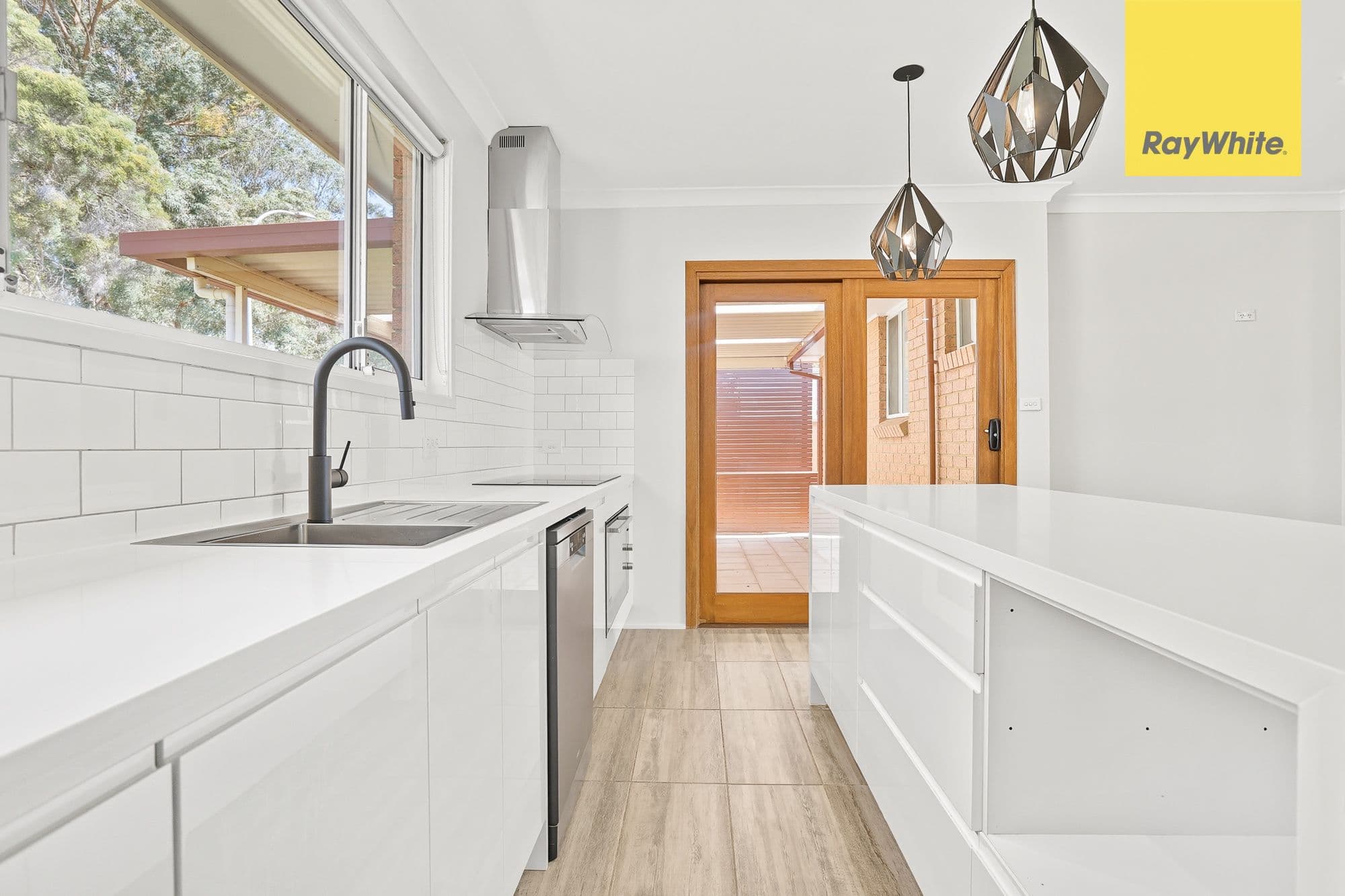 16 Barnfield Place, Dean Park NSW 2761, Dean Park - Thumbnail 4