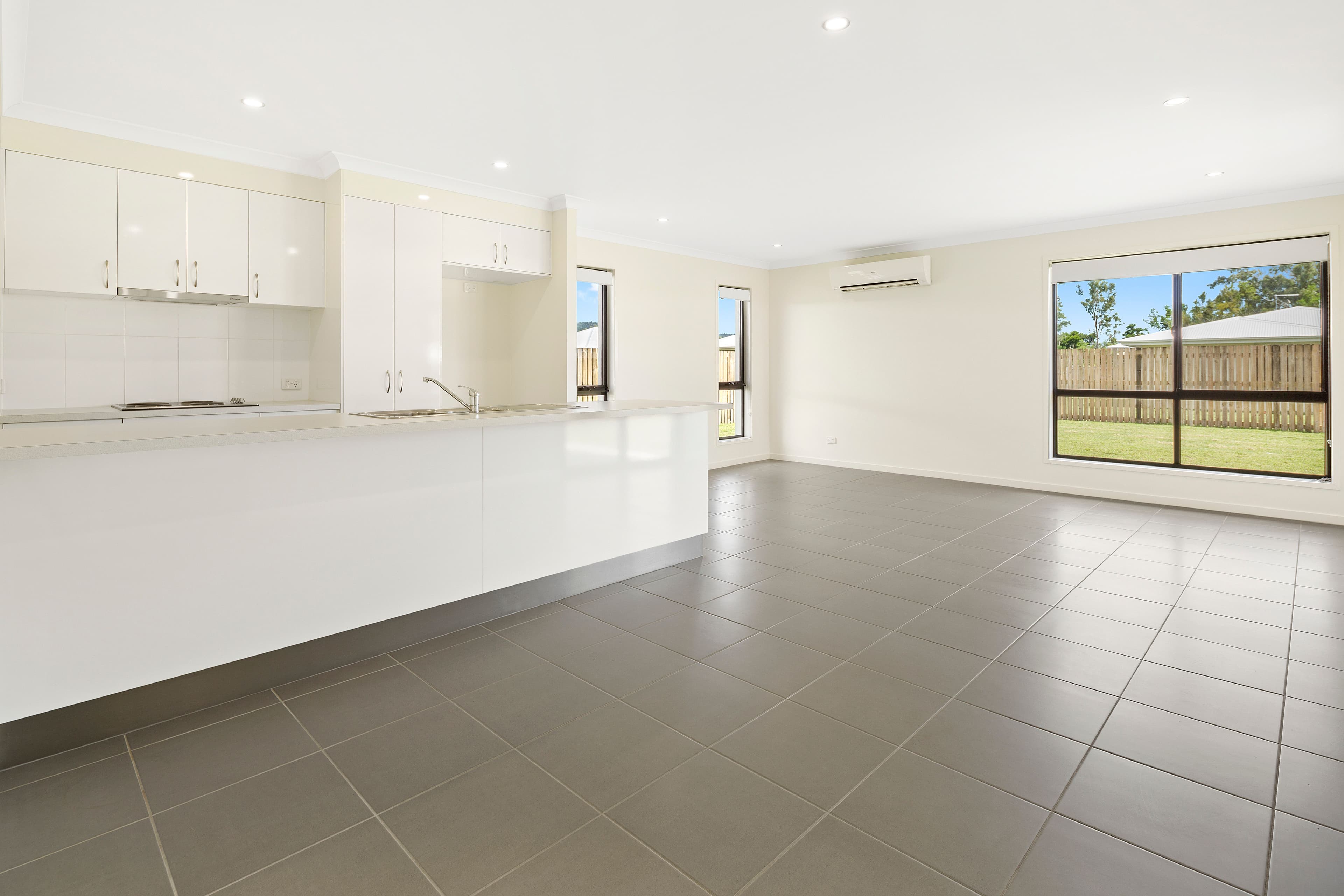 15 Olivia Street, Cannonvale QLD 4802, Cannonvale - Thumbnail 3