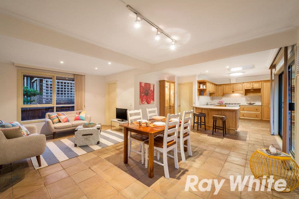 708 Highbury Road, GLEN WAVERLEY VIC 3150, Glen Waverley - Thumbnail 4