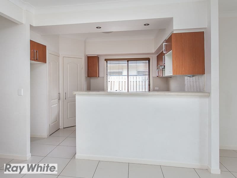 33 Kangaroo Street, NORTH LAKES QLD 4509, North Lakes - Thumbnail 6