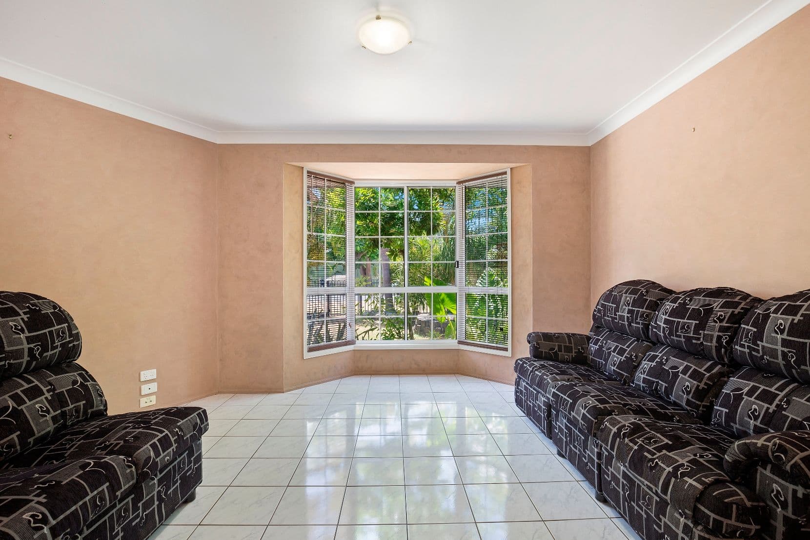 27 Gardenia Street, Kinka Beach QLD 4703, Kinka Beach - Thumbnail 7