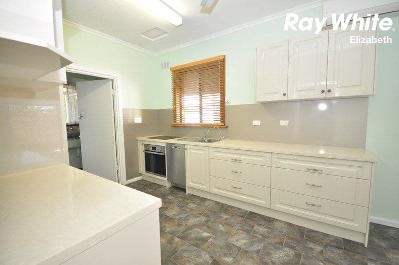 27 Everleigh Road, Elizabeth Vale SA 5112, Elizabeth Vale - Thumbnail 3