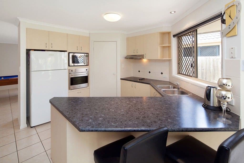 42 Fitzwilliam Drive, SIPPY DOWNS QLD 4556, Sippy Downs - Thumbnail 4