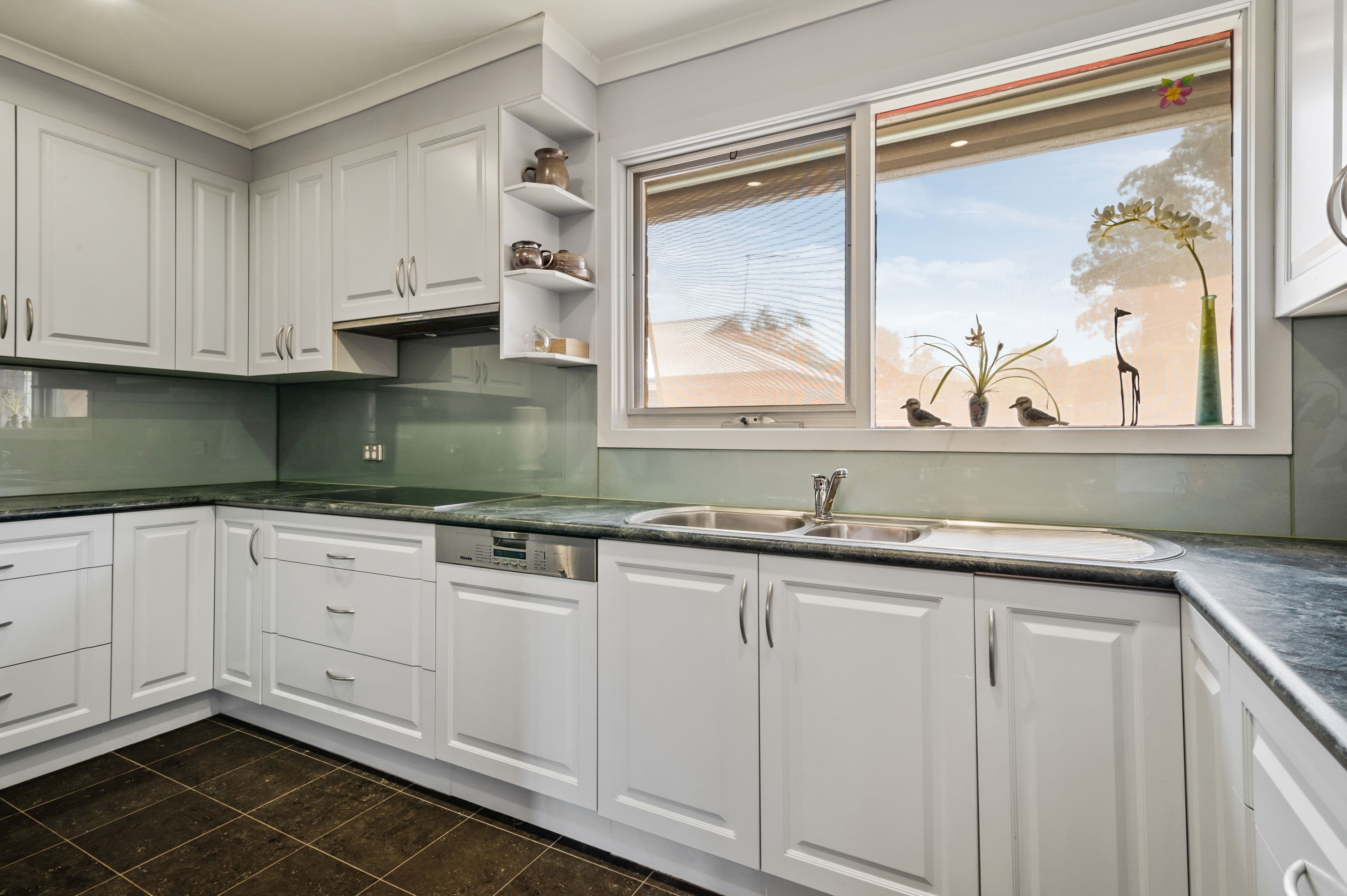 1 Lucas Avenue, Kilsyth VIC 3137, Kilsyth - Thumbnail 2