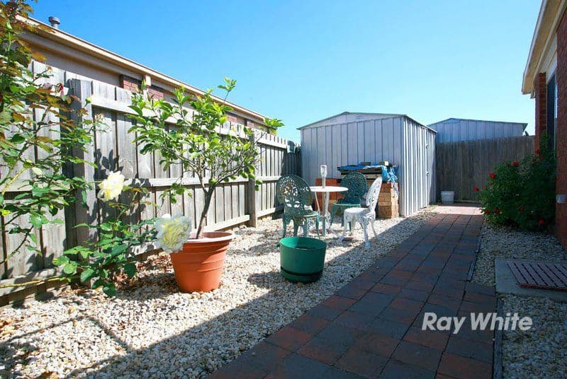 20 Genoa Way, CRANBOURNE VIC 3977, Cranbourne West - Thumbnail 8