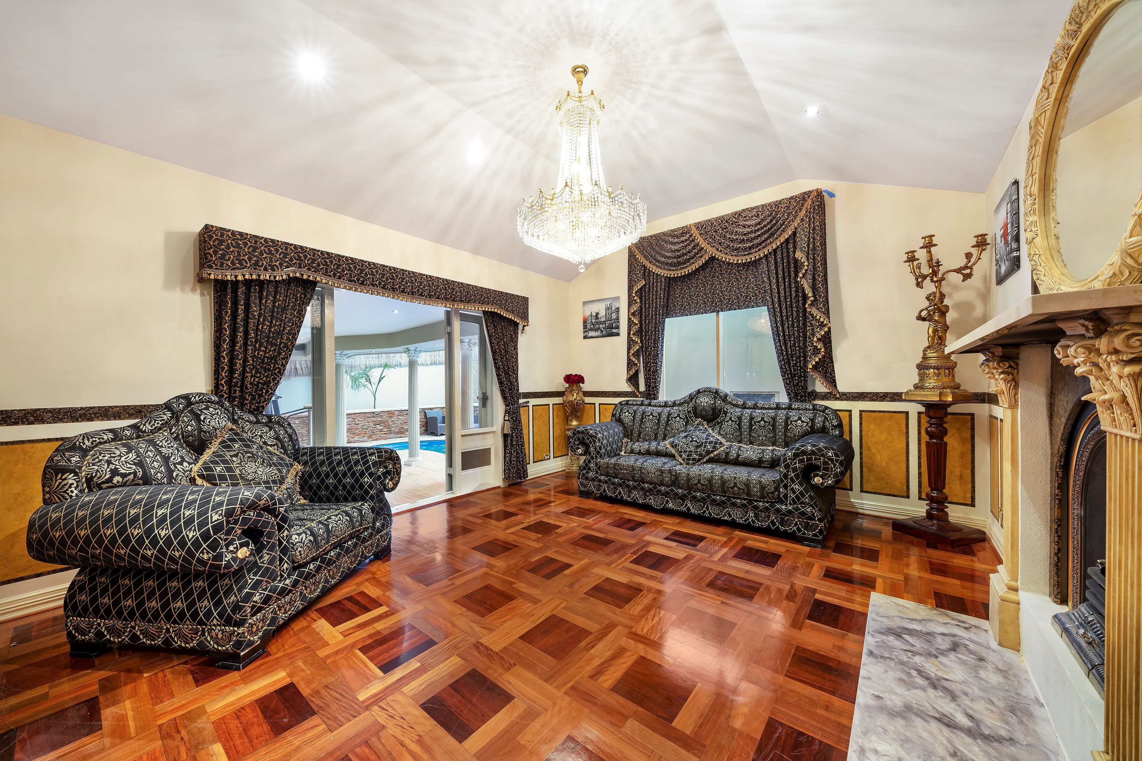 21 Hillrise Court, Mill Park VIC 3082, Mill Park - Thumbnail 4