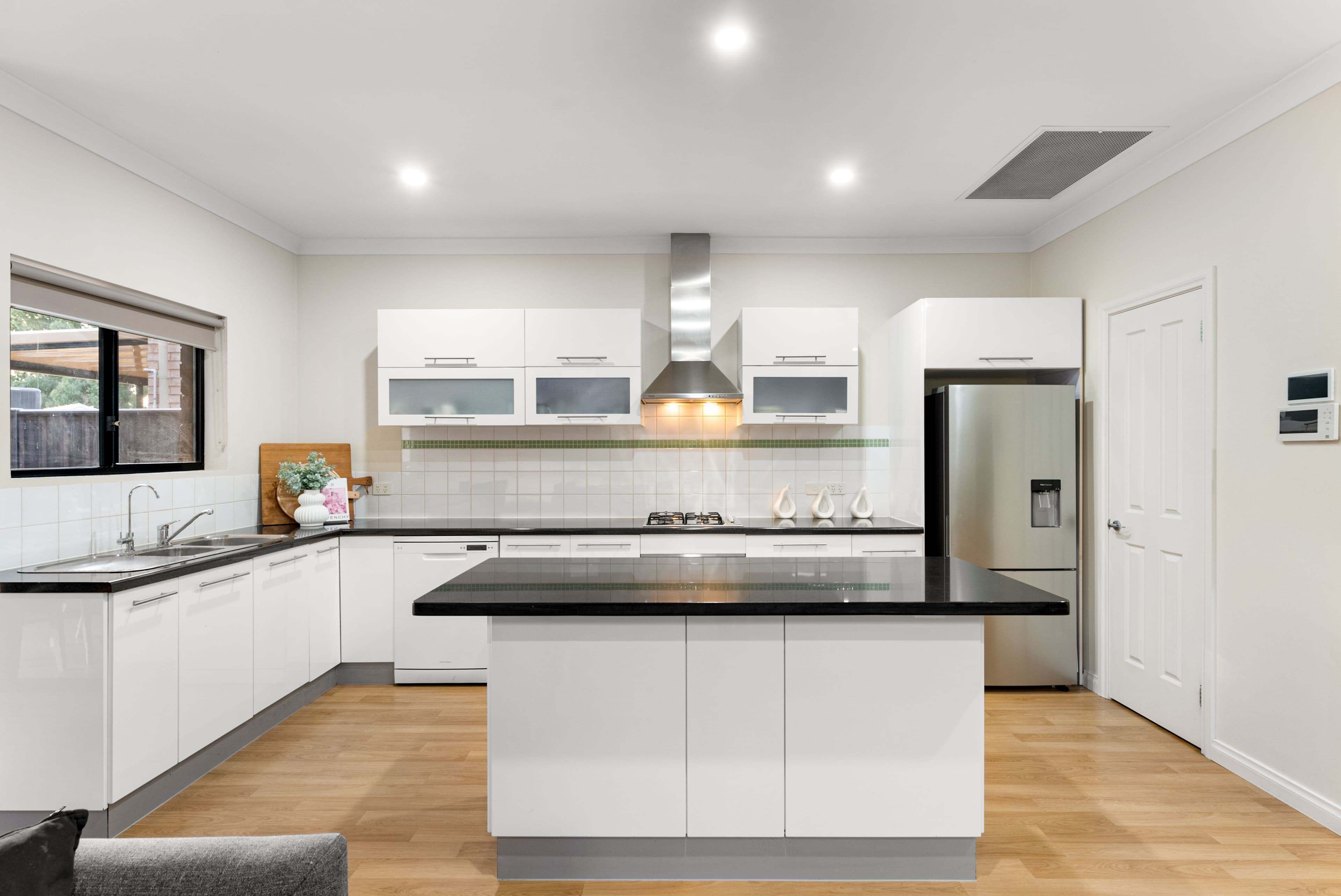 3 Ridgeway Avenue, Enfield SA 5085, Enfield - Thumbnail 3