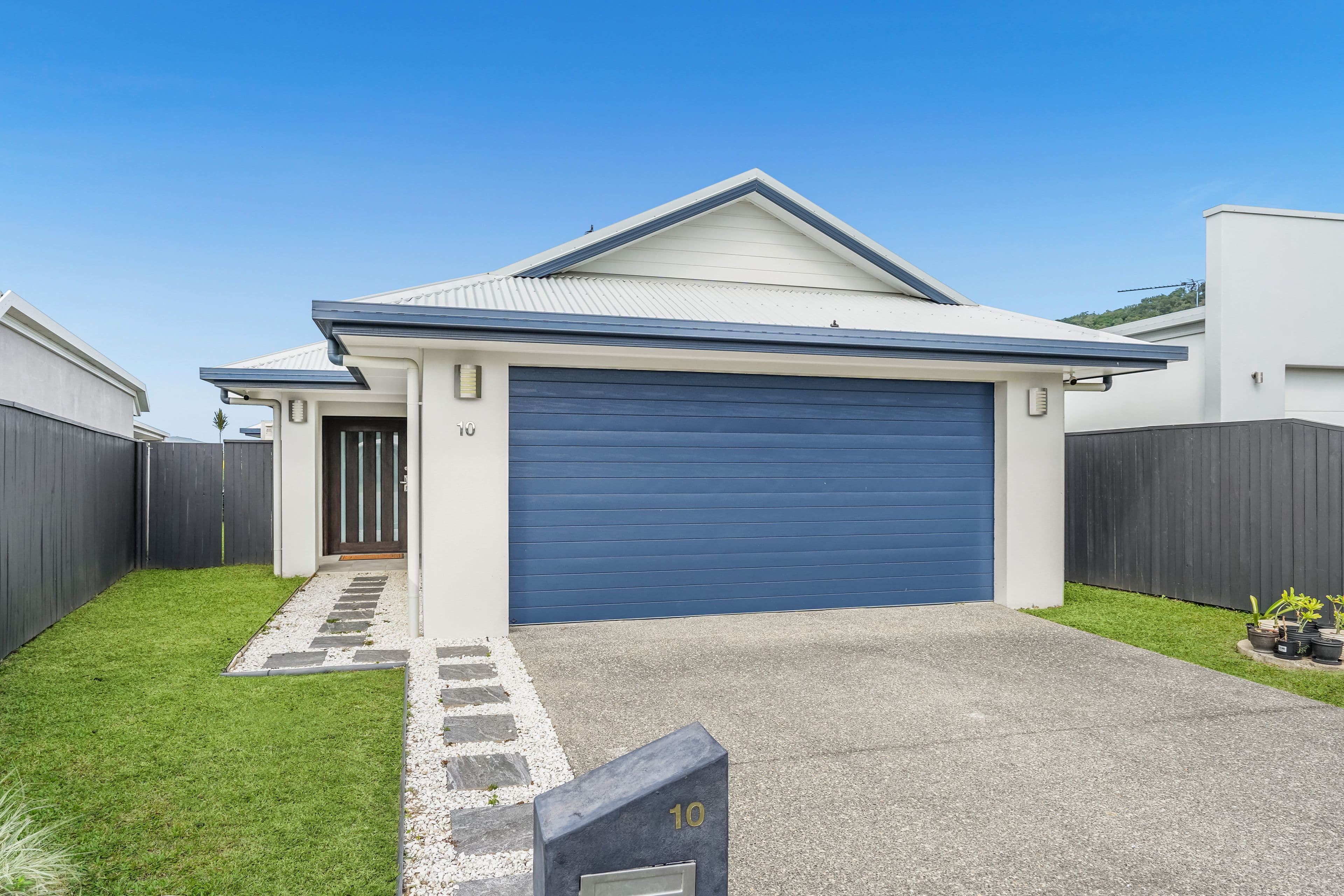 10 Coxswain Place, Trinity Beach QLD 4879, Trinity Beach - Image 1