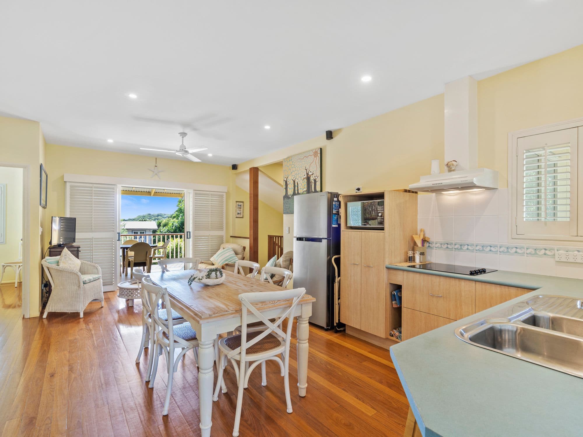 13 Booran Street, Point Lookout QLD 4183, Point Lookout - Thumbnail 2