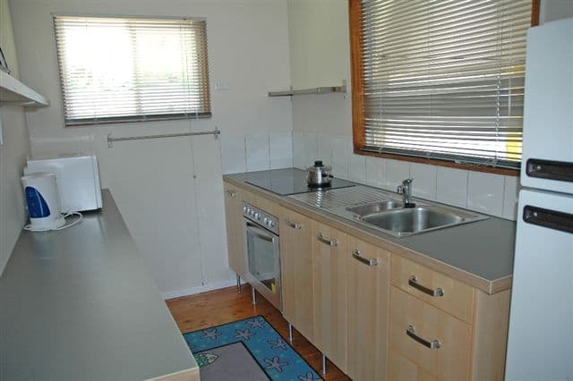 5 Bernadette BoulevaRoad, BATEHAVEN NSW 2536, Batehaven - Thumbnail 8