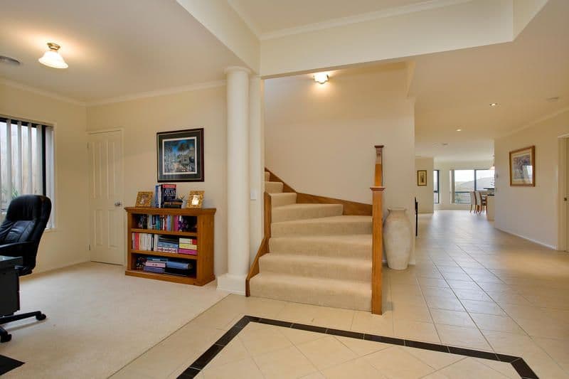 34 Pethajohn Parade, GROVEDALE VIC 3216, Grovedale - Thumbnail 2
