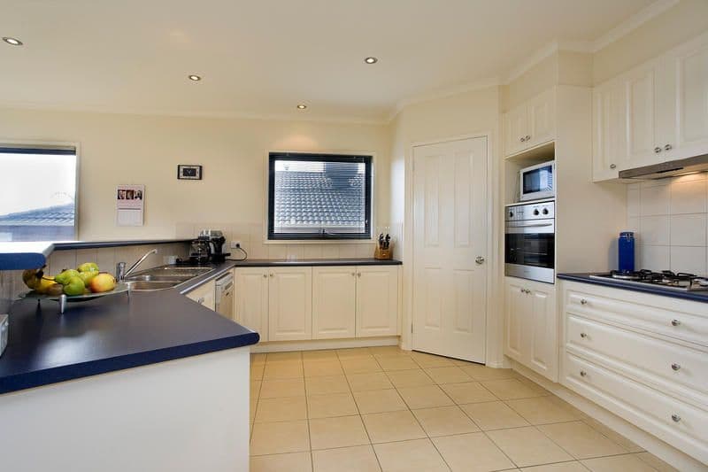 34 Pethajohn Parade, GROVEDALE VIC 3216, Grovedale - Thumbnail 6