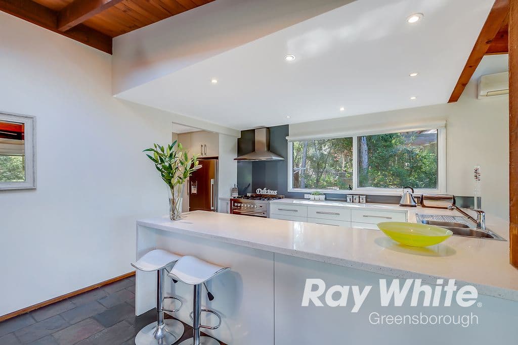 8 Kerrie Crescent, Eltham VIC 3095, Eltham - Thumbnail 7