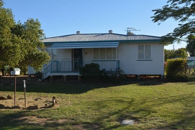 15 Walter Street, Blackall QLD 4472, Blackall - Image 1