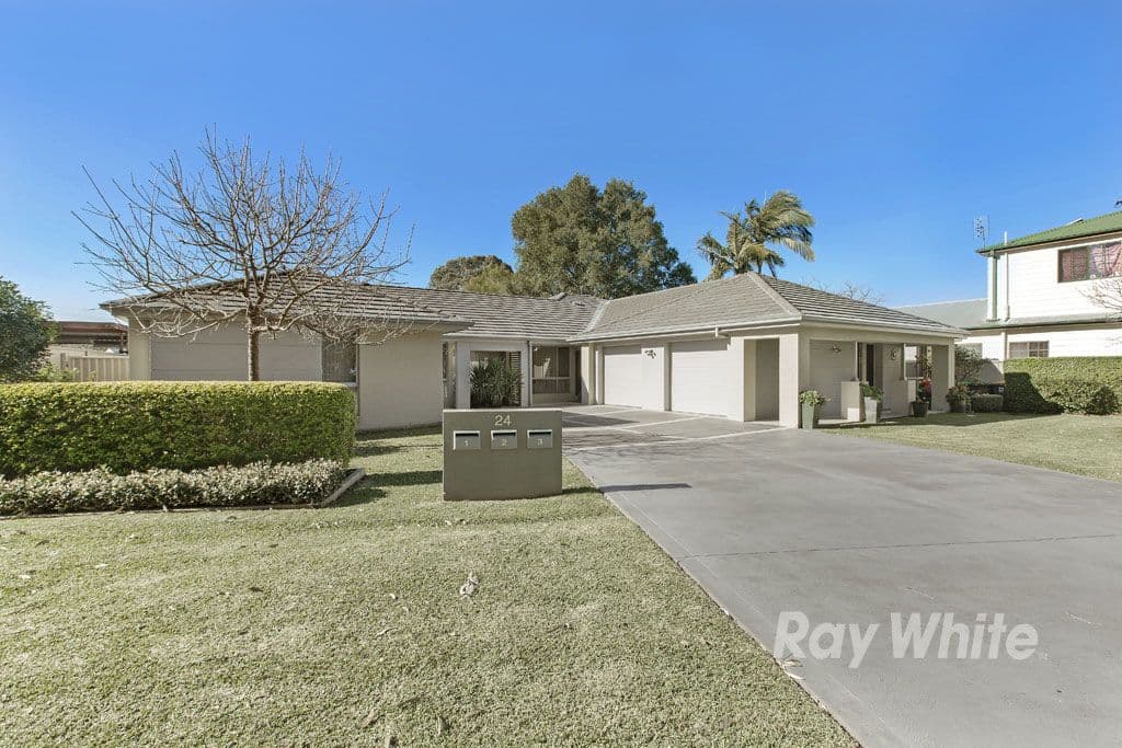24 North Parade, Blackalls Park - Thumbnail 2