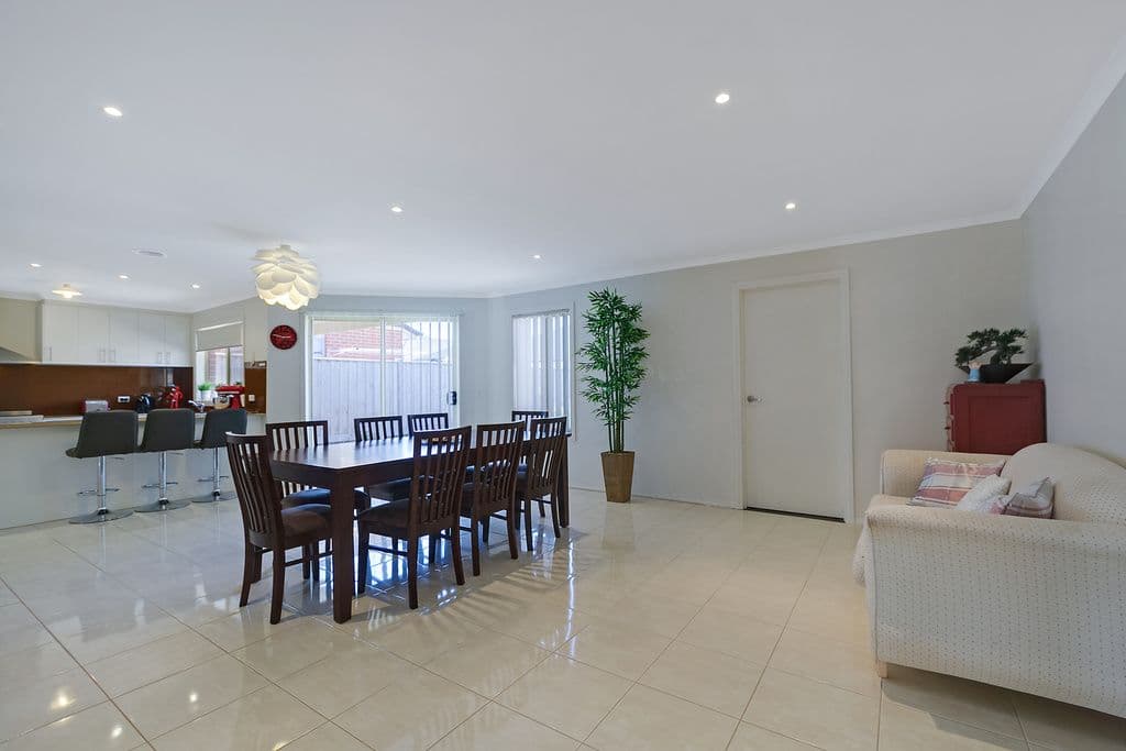 34 Stonegate Drive, EPPING VIC 3076, Epping - Thumbnail 4