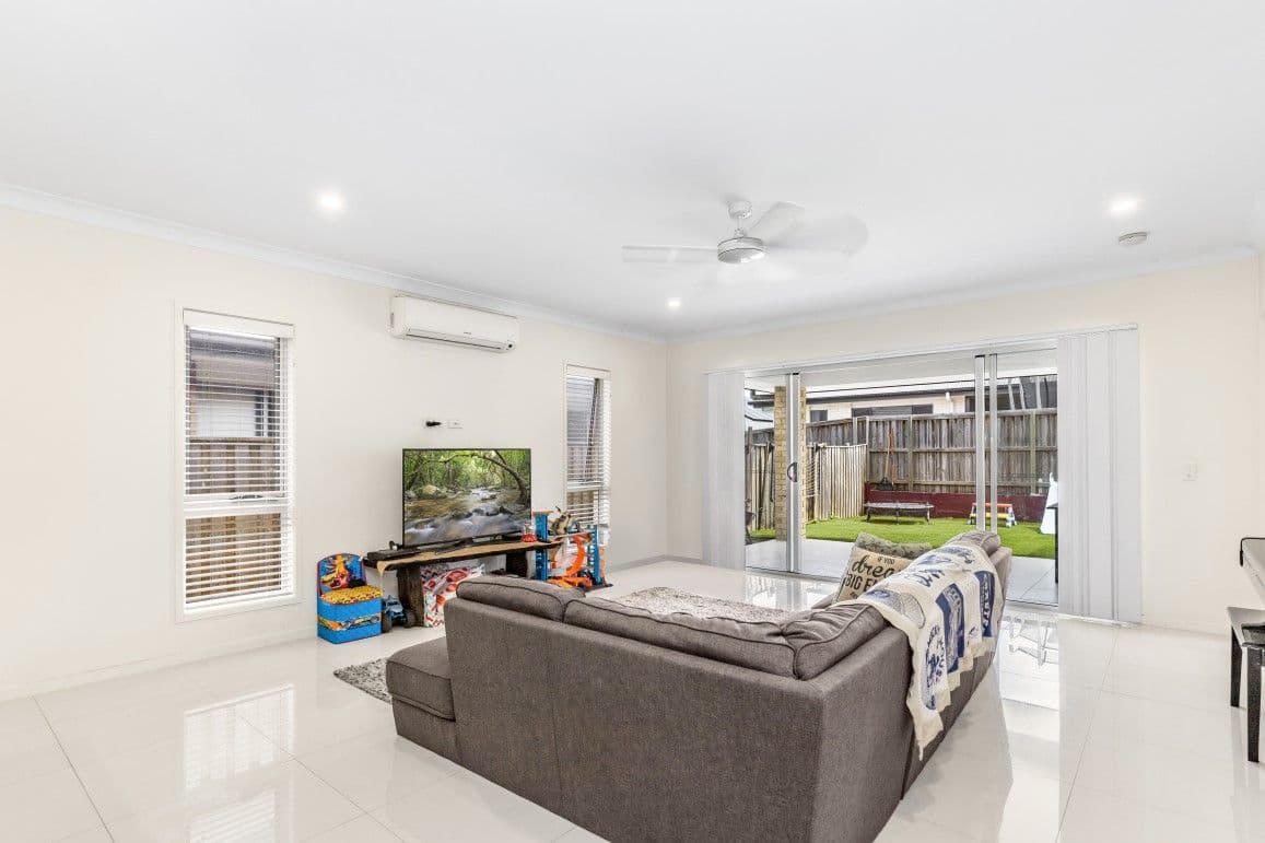 73 Montegrande Circuit, Griffin QLD 4503, Griffin - Thumbnail 2