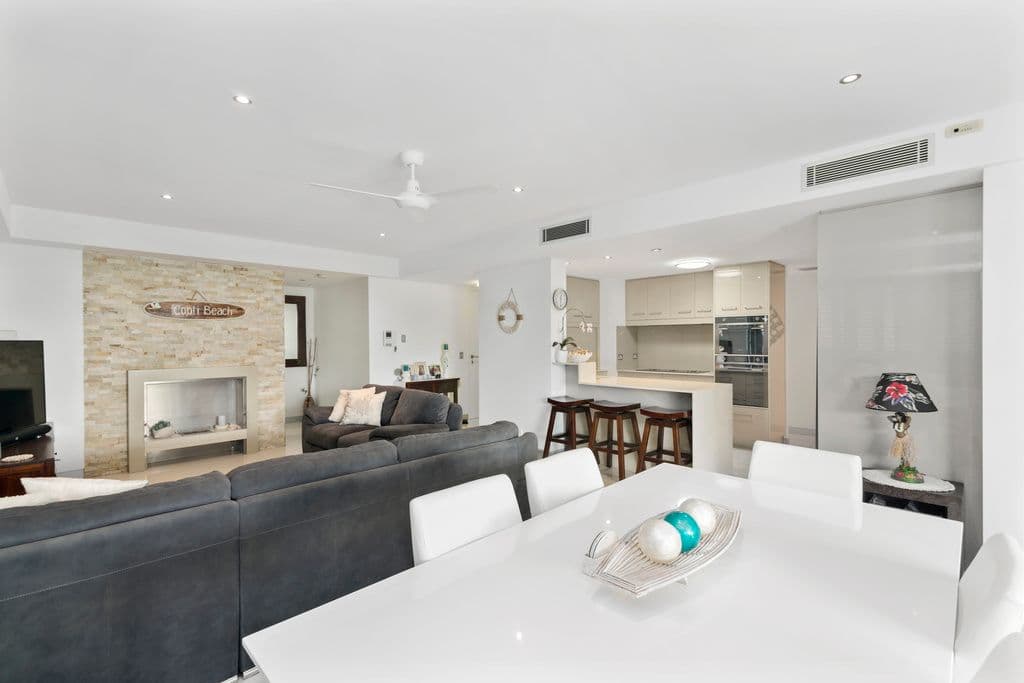 319 Golden Four Drive, Tugun QLD 4224, Tugun - Thumbnail 3