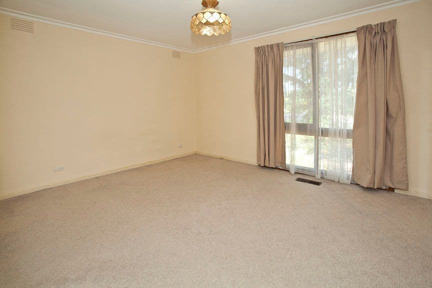 17 Chivalry Avenue, GLEN WAVERLEY VIC 3150, Glen Waverley - Thumbnail 5