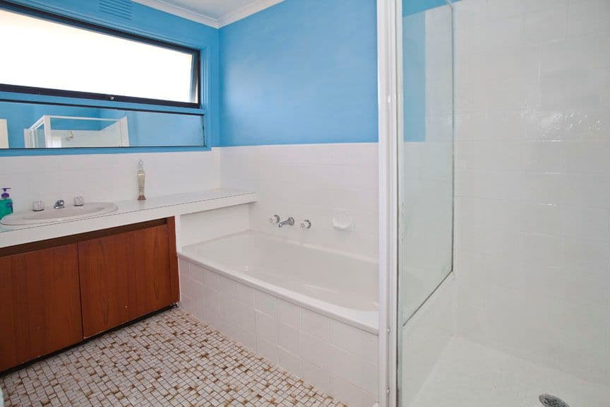 17 Chivalry Avenue, GLEN WAVERLEY VIC 3150, Glen Waverley - Thumbnail 7