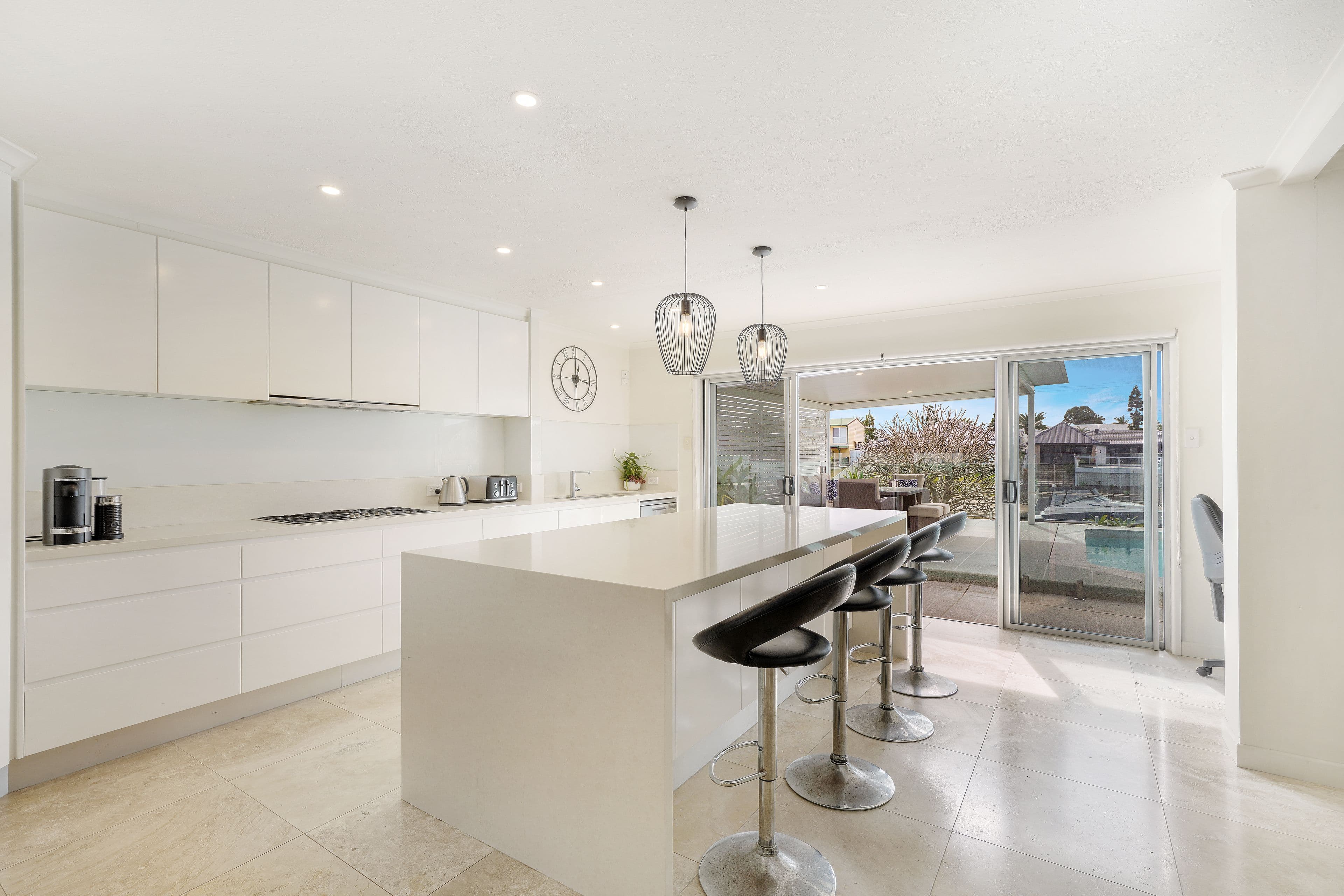 45 Rapallo Avenue, Isle Of Capri QLD 4217, Isle Of Capri - Thumbnail 4