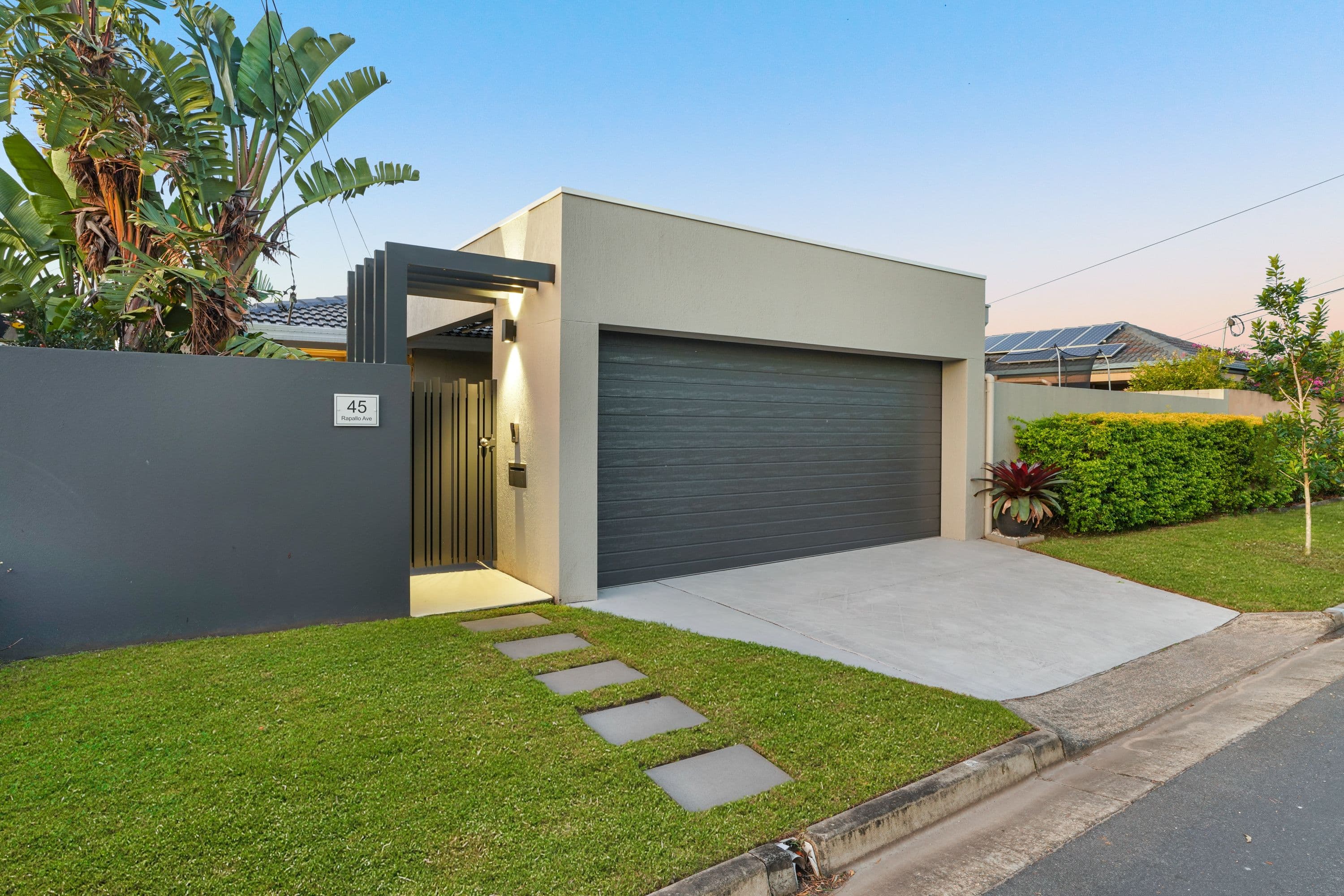 45 Rapallo Avenue, Isle Of Capri QLD 4217, Isle Of Capri - Thumbnail 7