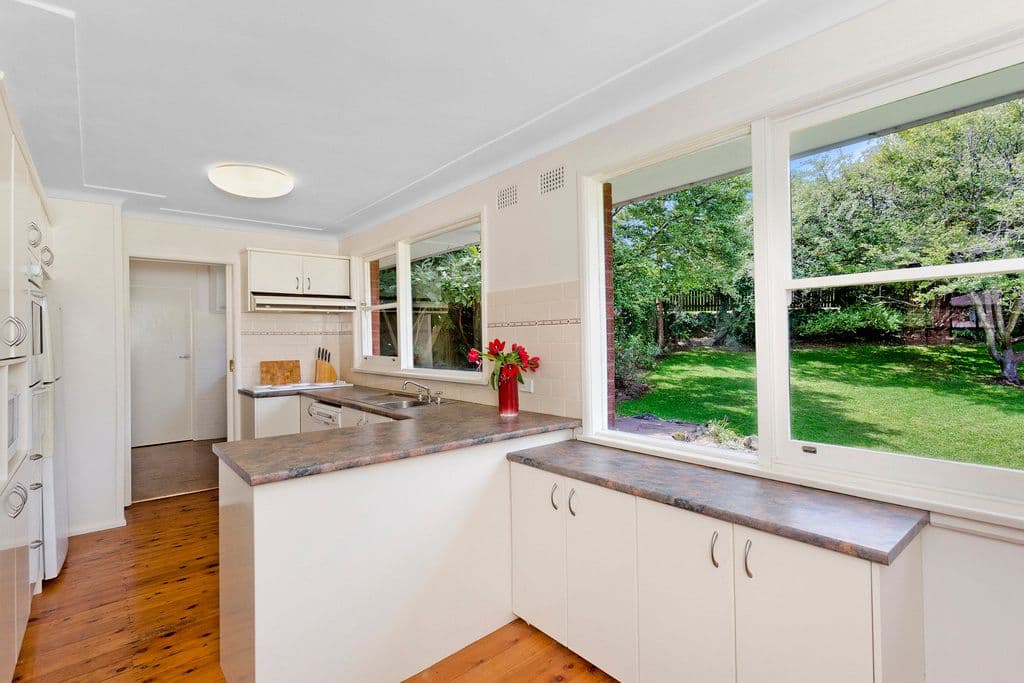 4 Wilima Place, Frenchs Forest - Thumbnail 2