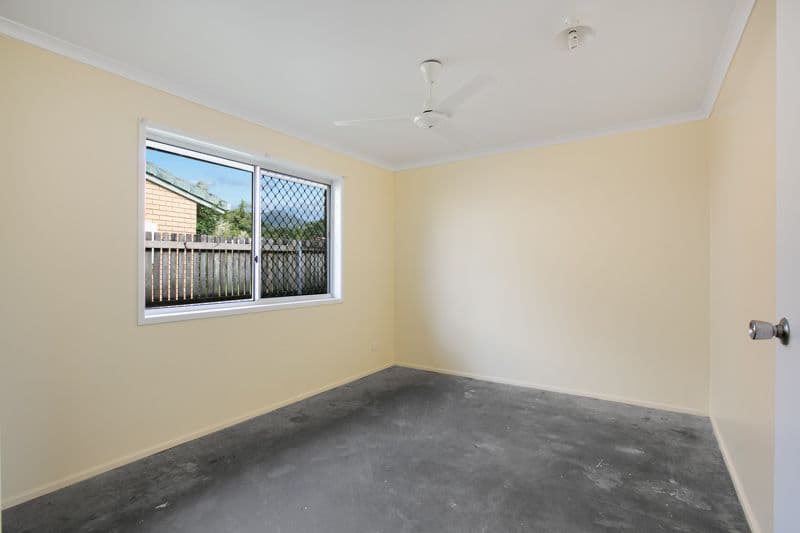 4 Deacon Court, MOOROOBOOL QLD 4870, Mooroobool - Thumbnail 5