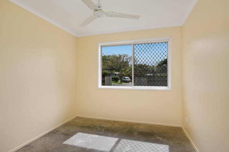 4 Deacon Court, MOOROOBOOL QLD 4870, Mooroobool - Thumbnail 7