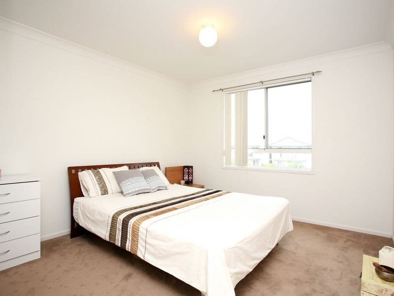 11-19 Taylor Street, BIGGERA WATERS QLD 4216, Biggera Waters - Thumbnail 4