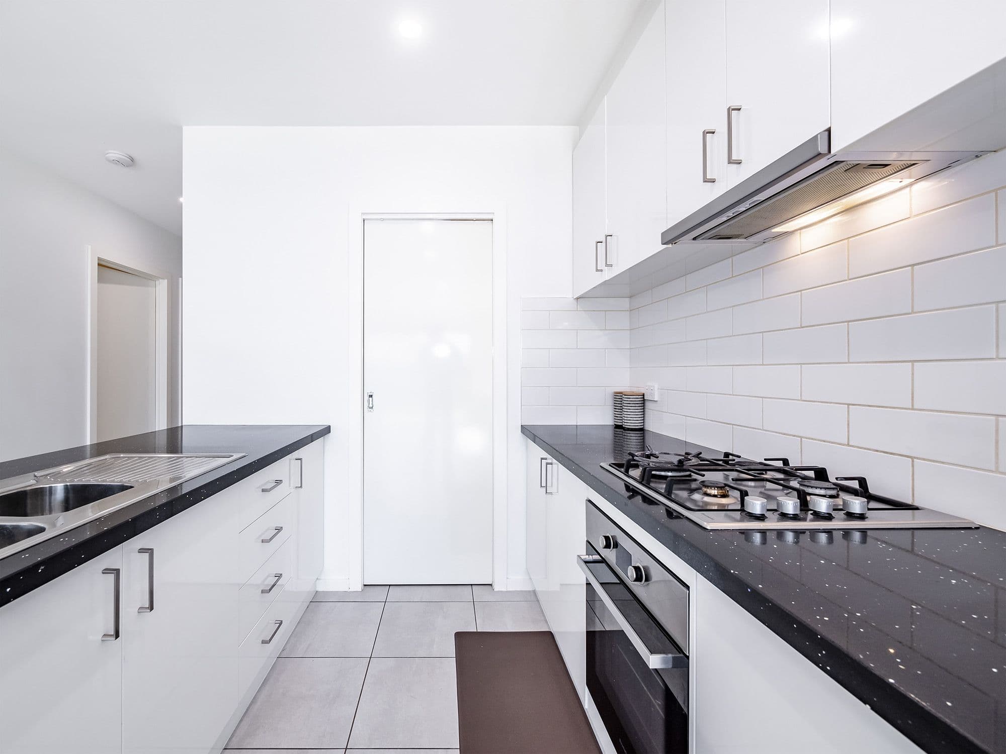 25 Barcelona Avenue, Clyde North VIC 3978, Clyde North - Thumbnail 4