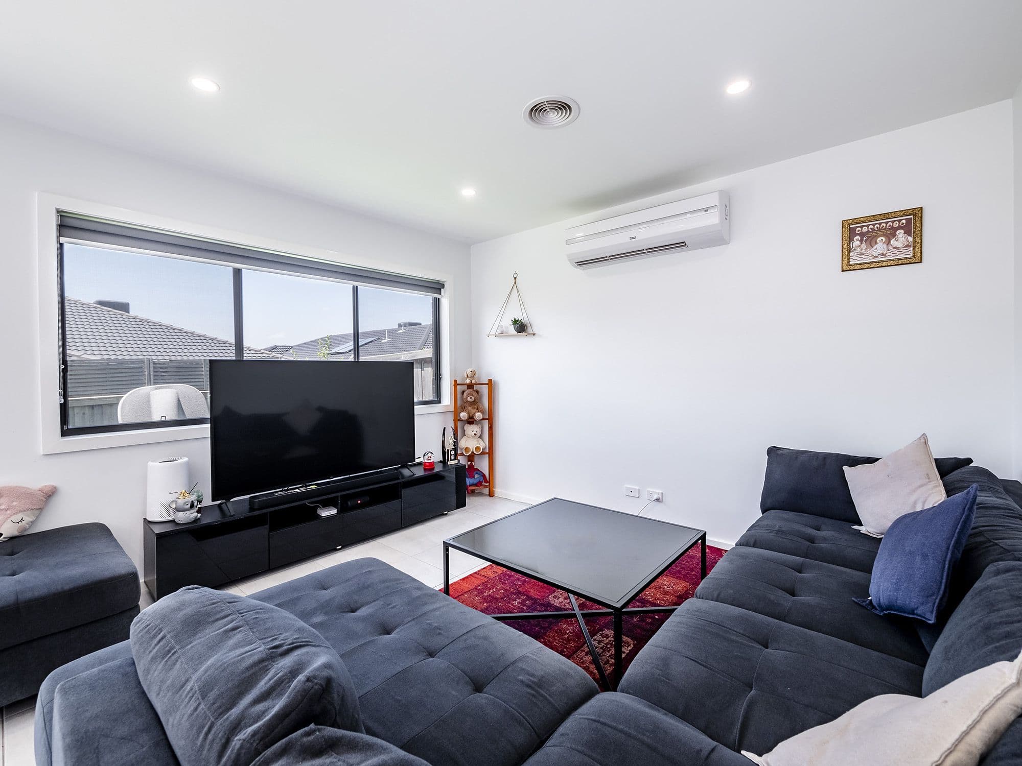25 Barcelona Avenue, Clyde North VIC 3978, Clyde North - Thumbnail 8