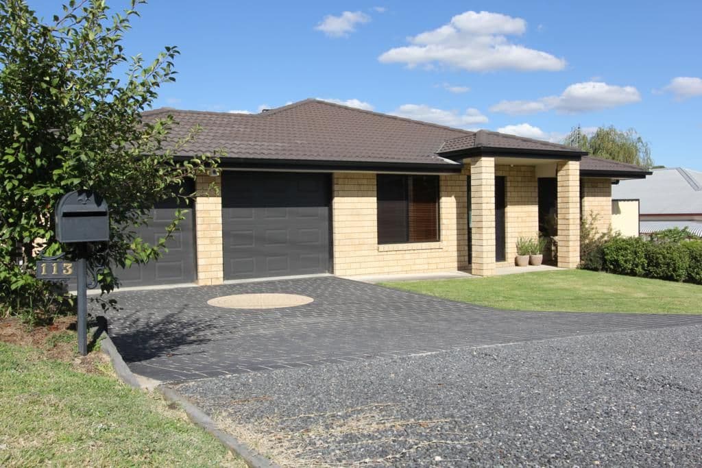 113 Pelham Street, Tenterfield - Image 1