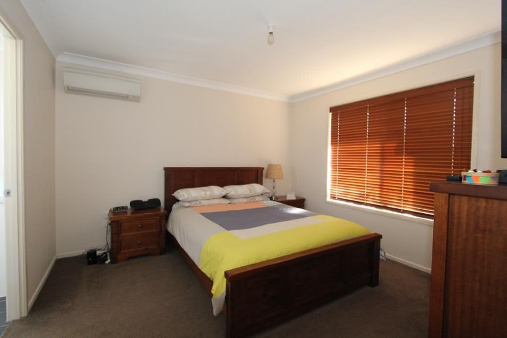 113 Pelham Street, Tenterfield - Thumbnail 2